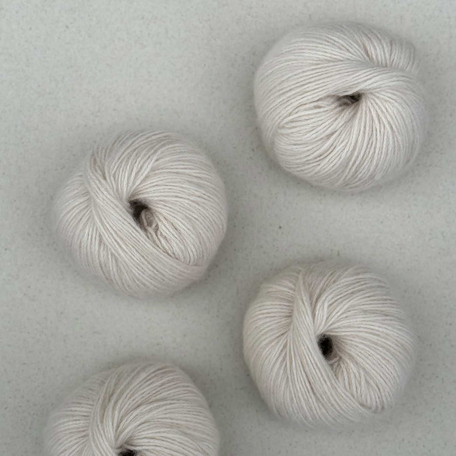 CASHMERE 6/28 | 100% CASHMERE WOOL