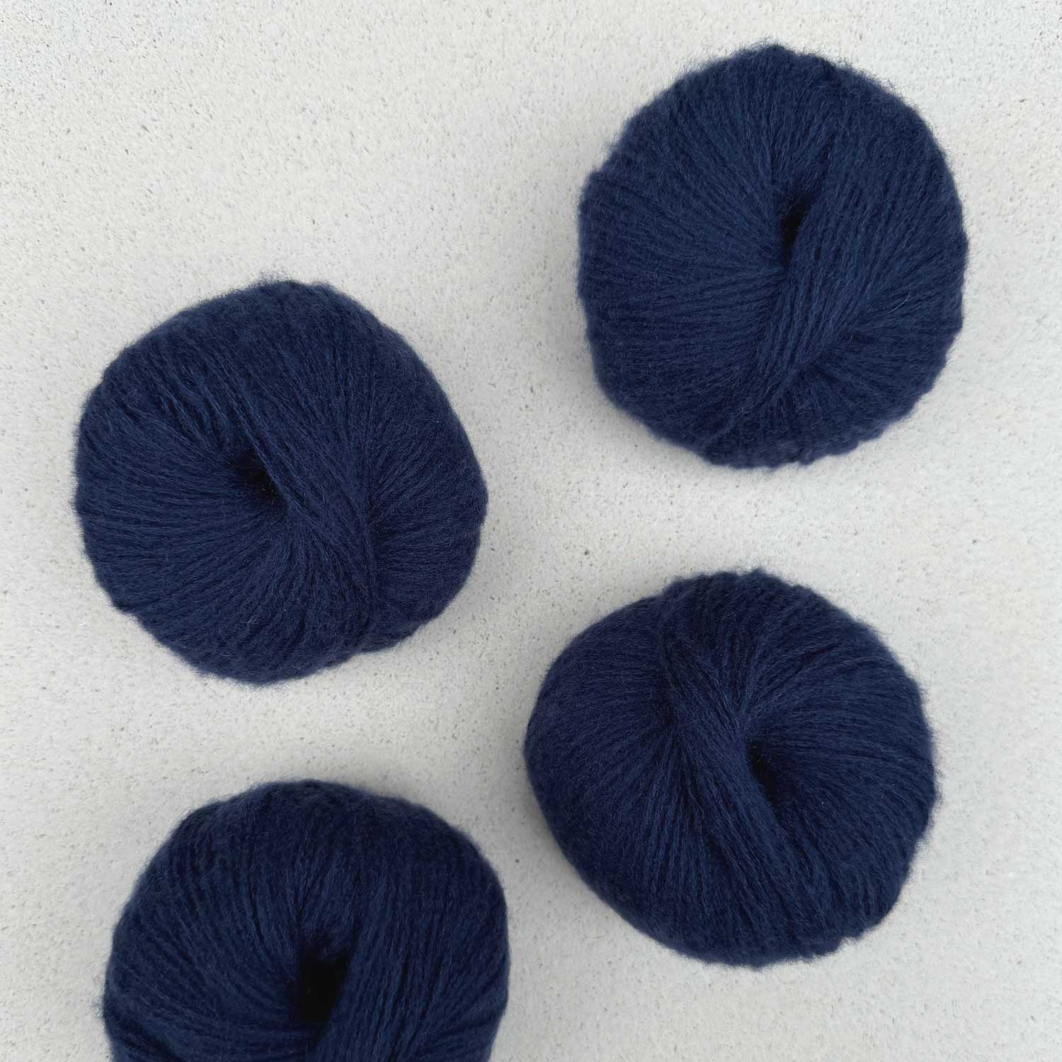 CASHMERE 6/28 | 100% CASHMERE WOOL