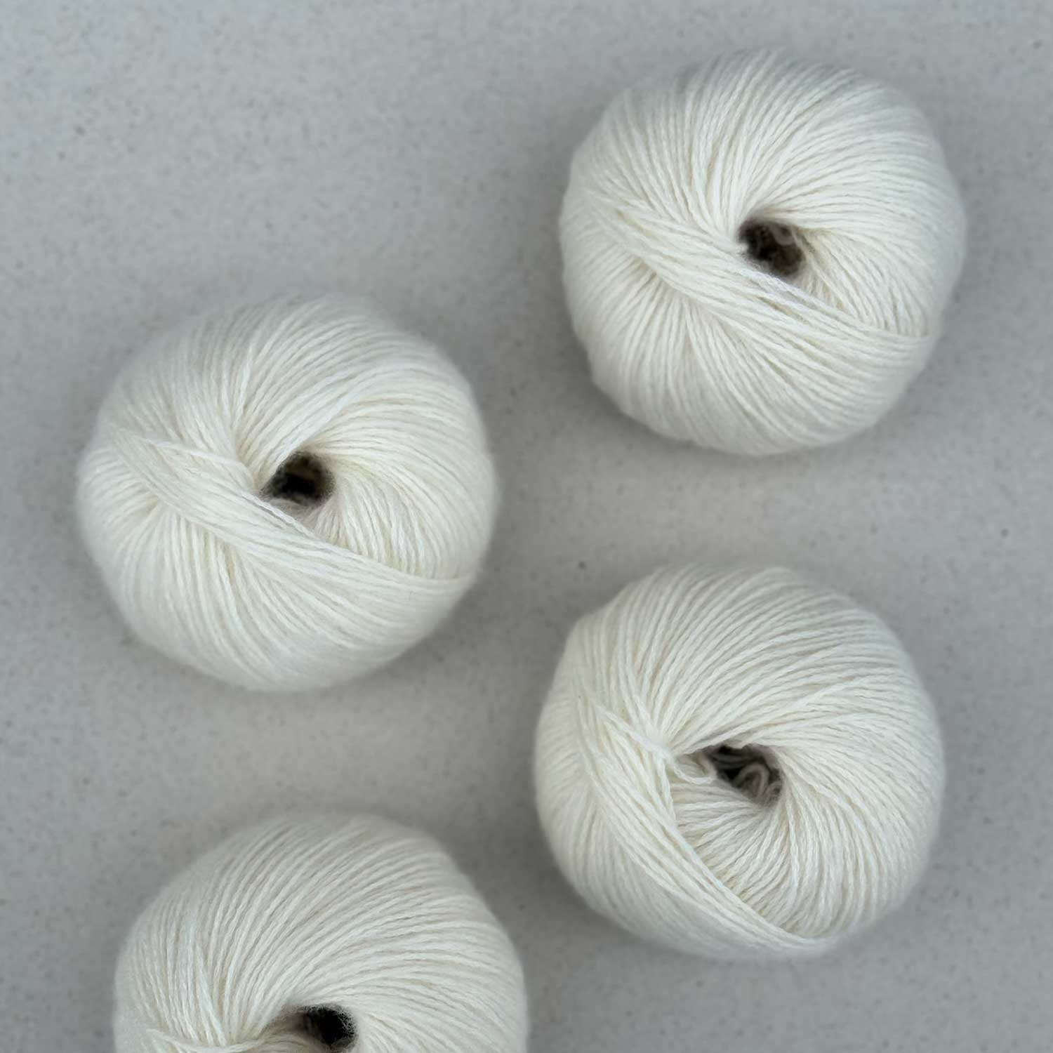 CASHMERE 6/28 | 100% CASHMERE WOOL