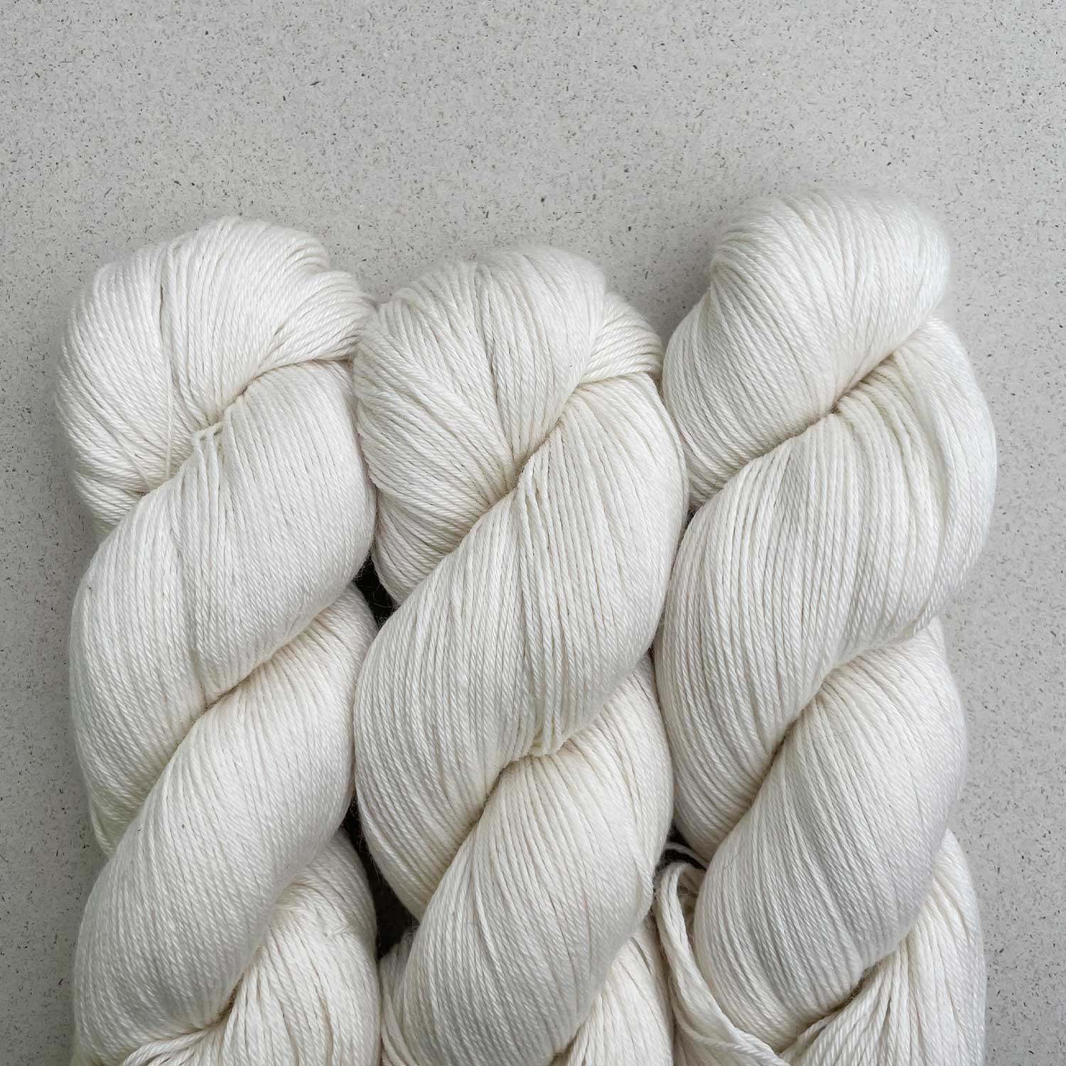 PINTA PARA TEÑIR | MERINO, SEDA, RAMIO