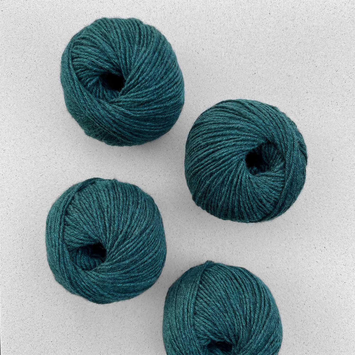 CASHMERE CHARIS | MERINO & CASHMERE