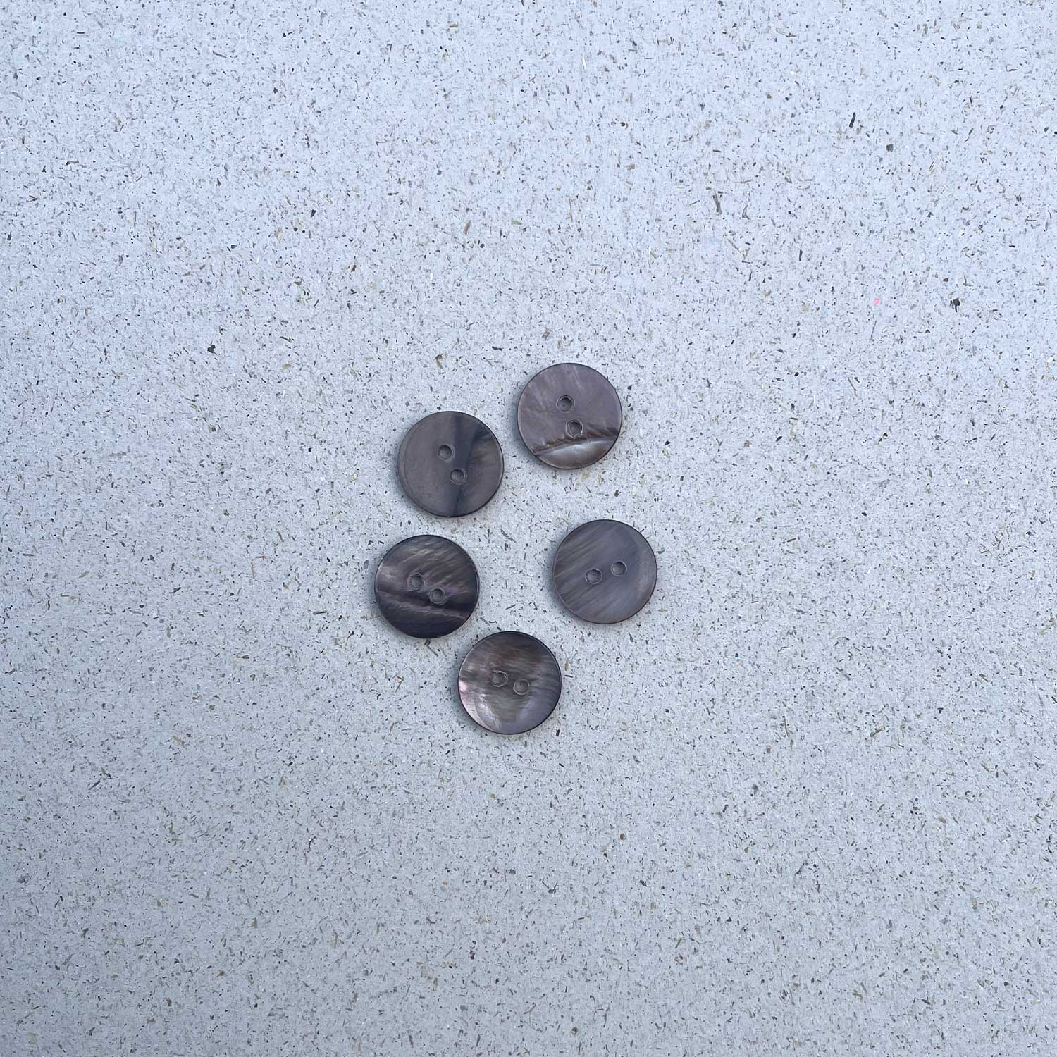 PERLMUTTKNÖPFE BRAUN Set 5x