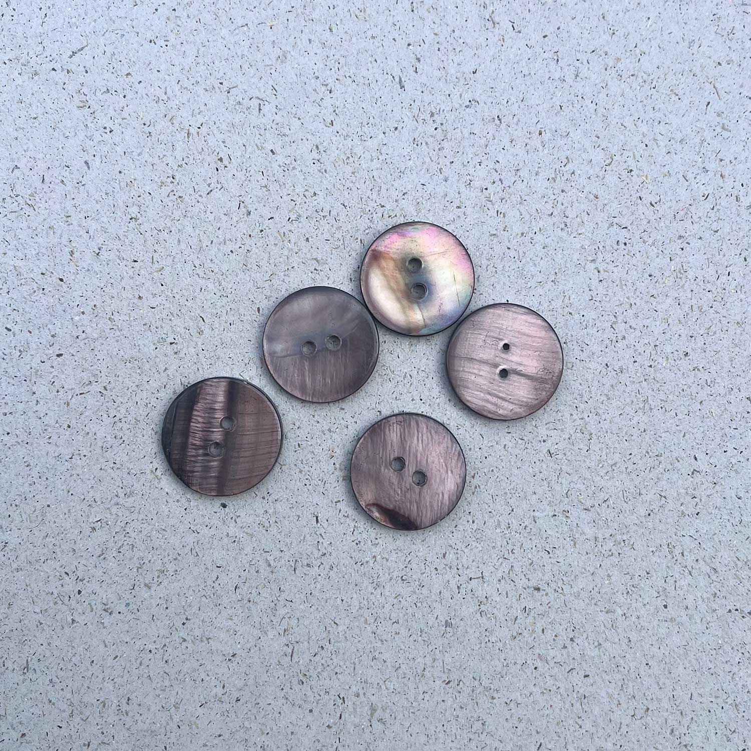 PERLMUTTKNÖPFE BRAUN Set 5x