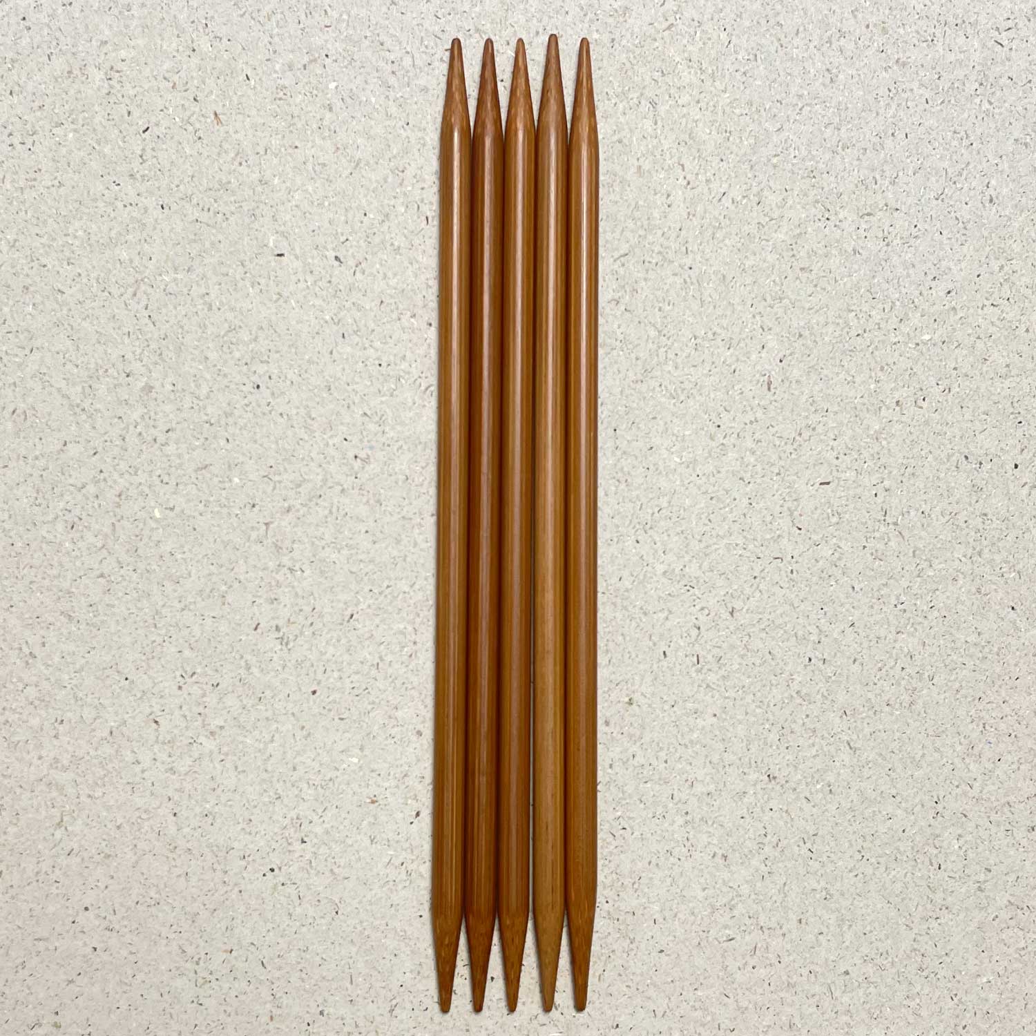 Agujas de doble punta con pátina de bambú de ChiaoGoo